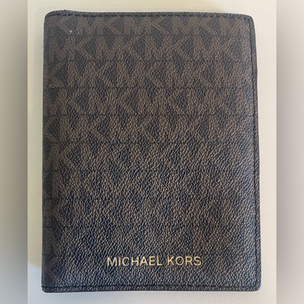 Michael Kors Bedford Jet Set Travel Passport Wallet | Brown/Acorn | NEW(other)